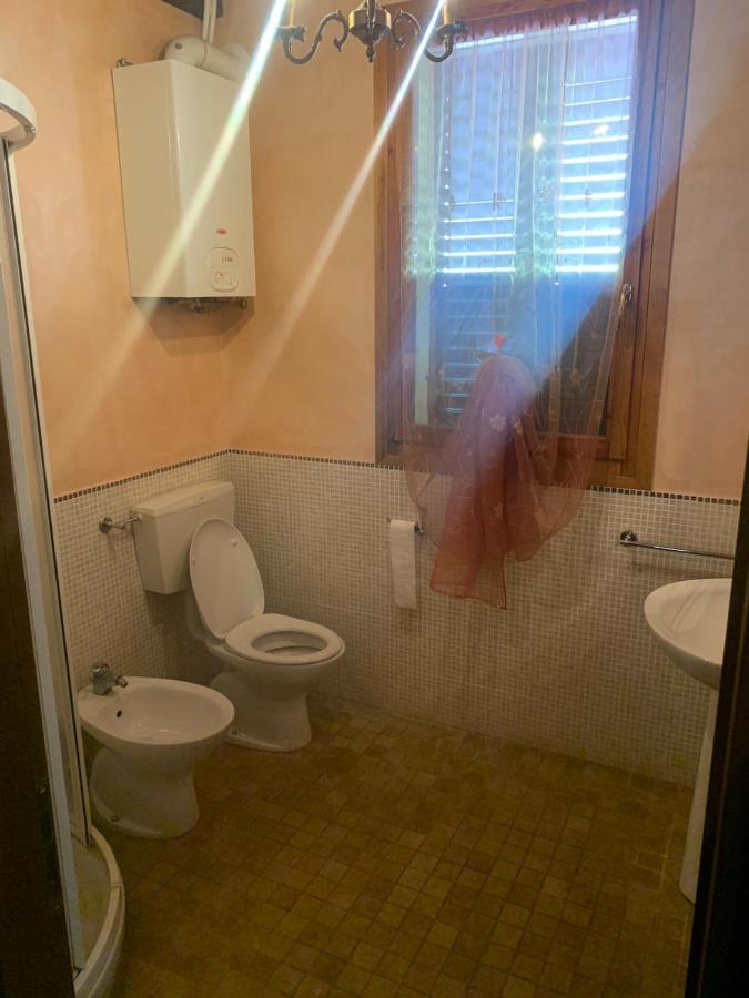 B&B Dal Fiocinino Comacchio Exterior foto